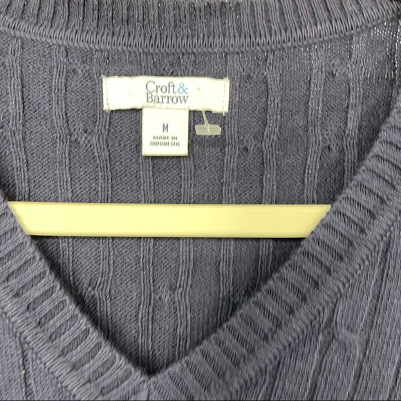 CROFT & BARROW V-NECK BLACK SOFT LONG SLEEVE BRAIDED DESIGN SWEATER MEDIUM - Picture 3 of 3